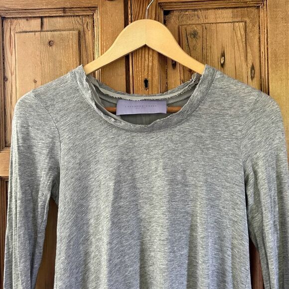 Lavender Label by Vera Wang XS Gray Long Sleeve Tee Silk Details - Picture 2 of 10